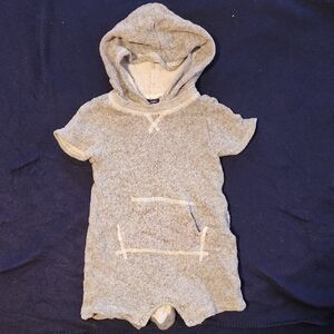 Gray Hooded Baby Romper 6-12m